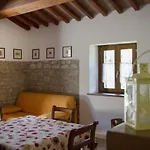 Domus Laetitiae Santa Croce مزرعة للإقامة غالدو تادينو