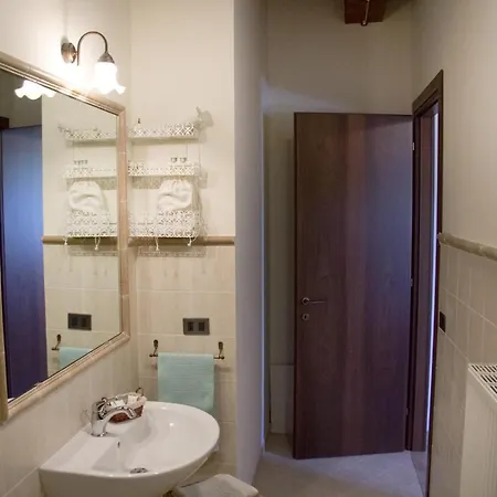 Domus Laetitiae Santa Croce Farm stay Gualdo Tadino