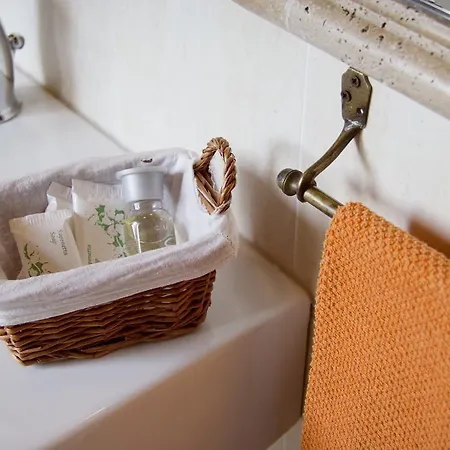 Farm stay Domus Laetitiae Santa Croce